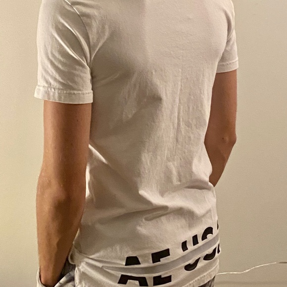 AE Active Flex White Graphic Shirt - Picture 2 of 3